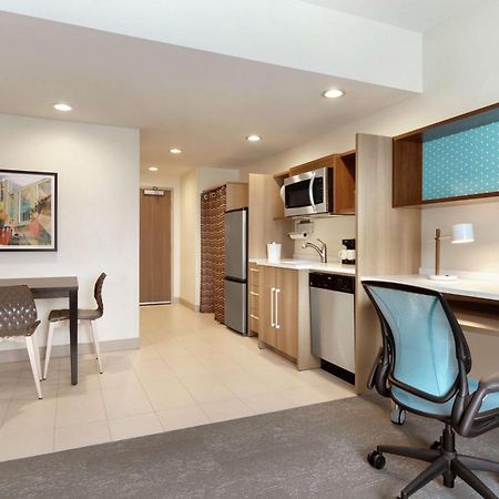 Home2 Suites By Hilton New Brunswick, Nj Esterno foto
